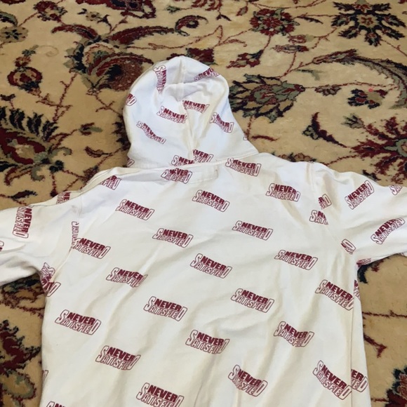 hoodie - Picture 4 of 4